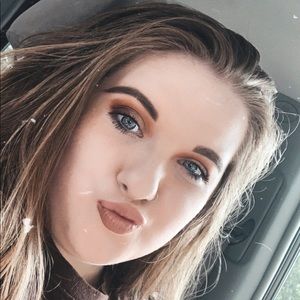 Meet your Posher, Paris